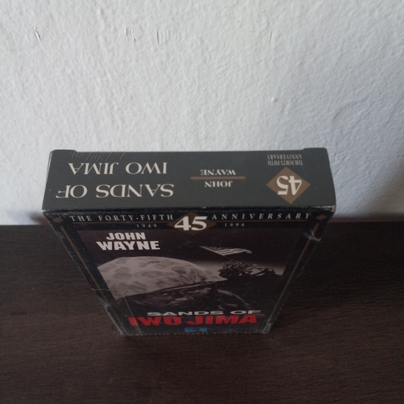 Sands Of Iwo Jima John Wayne 45 Anniversary Edition VHS Factory Sealed - Picture 2 of 6